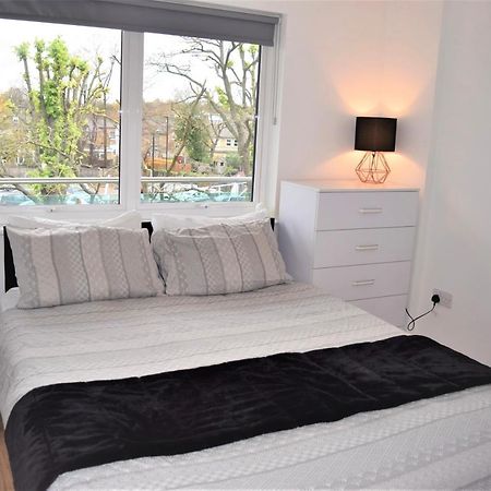 Urban Gem Apartment- Free Parking Enfield Luaran gambar