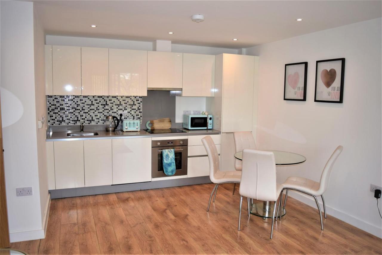 Urban Gem Apartment- Free Parking Enfield Luaran gambar